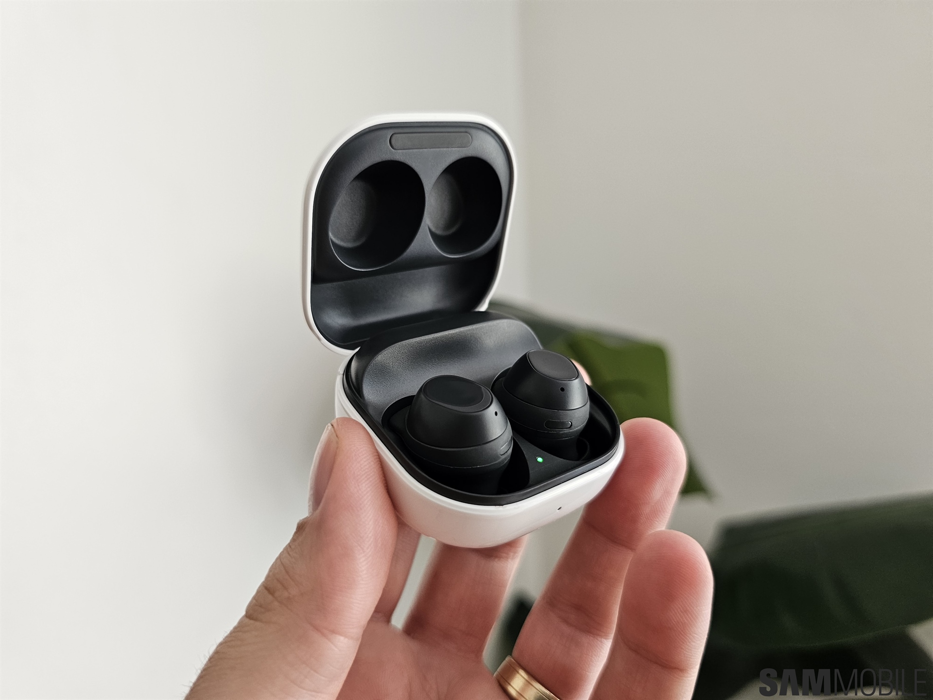 Samsung Galaxy Buds FE review: Better than the sum of its parts