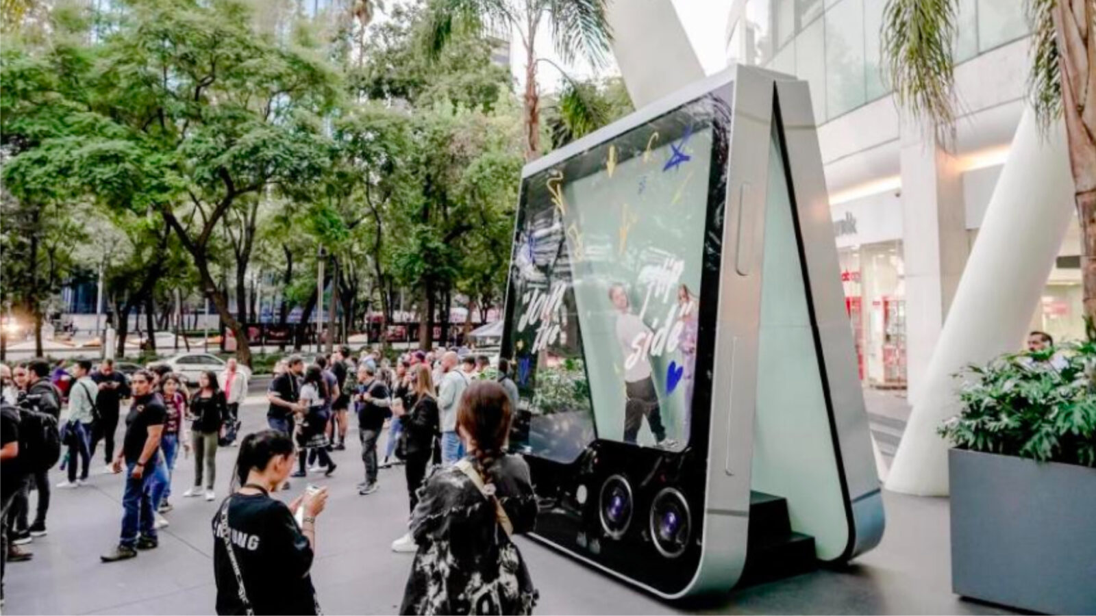 Mexican governments asks Samsung to not block illegally imported phones