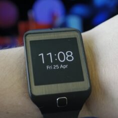 Exclusive: Samsung going back to square design for Galaxy Watch