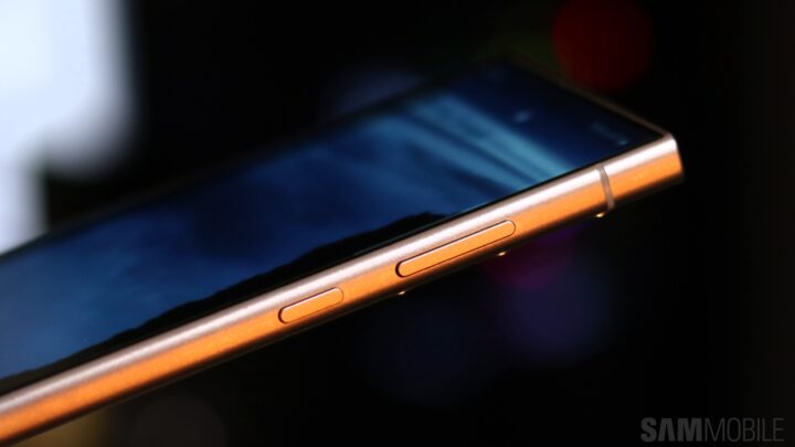 Os telefones Galaxy começam a receber a atualização do sistema Google Play de abril de 2024