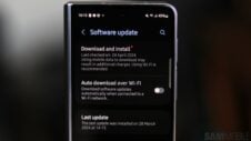 Galaxy Z Fold 4 and Z Flip 4 already getting first post-One UI 6.1 update