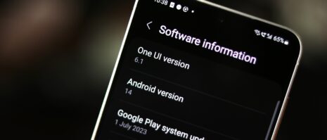 Galaxy S22, Fold 4, and Flip 4 to get One UI 6.1 in first week of May?