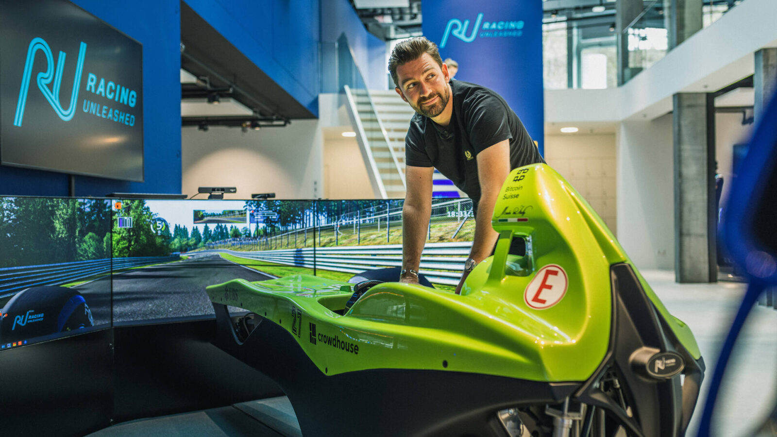 Samsung displays to power cutting-edge Racing Unleashed sim rigs ...