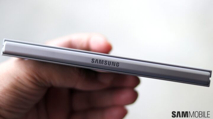 Una nuova fuga rivela le dimensioni sottili del telefono Galaxy Z Fold Special Edition