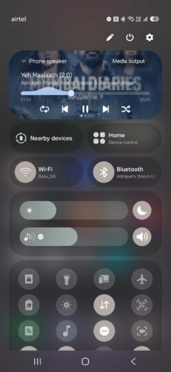 Samsung Galaxy S25 Android 15 One UI 7 Quick Settings Panel Music Controls