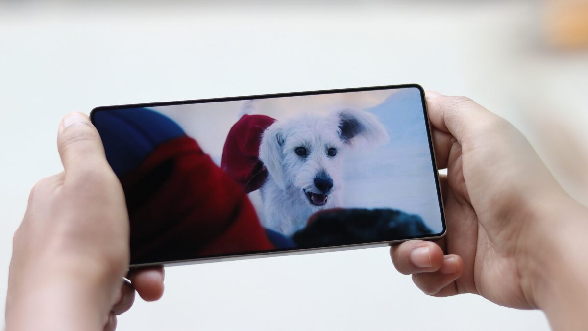 galaxy s25 ultra review – display