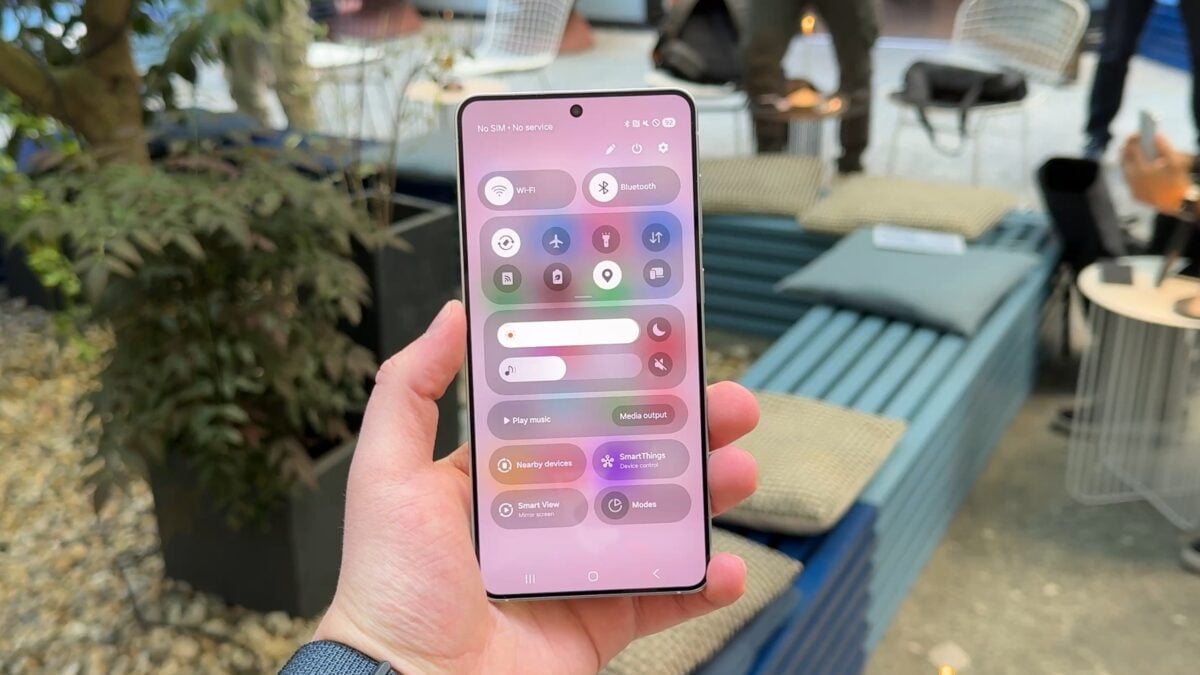 galaxy s25 edge one ui 7.0 quick panel