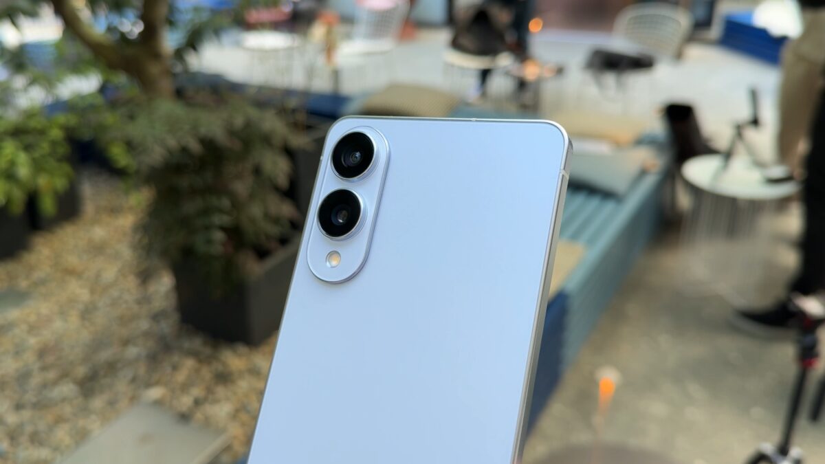 galaxy s25 edge titanium icyblue – 3