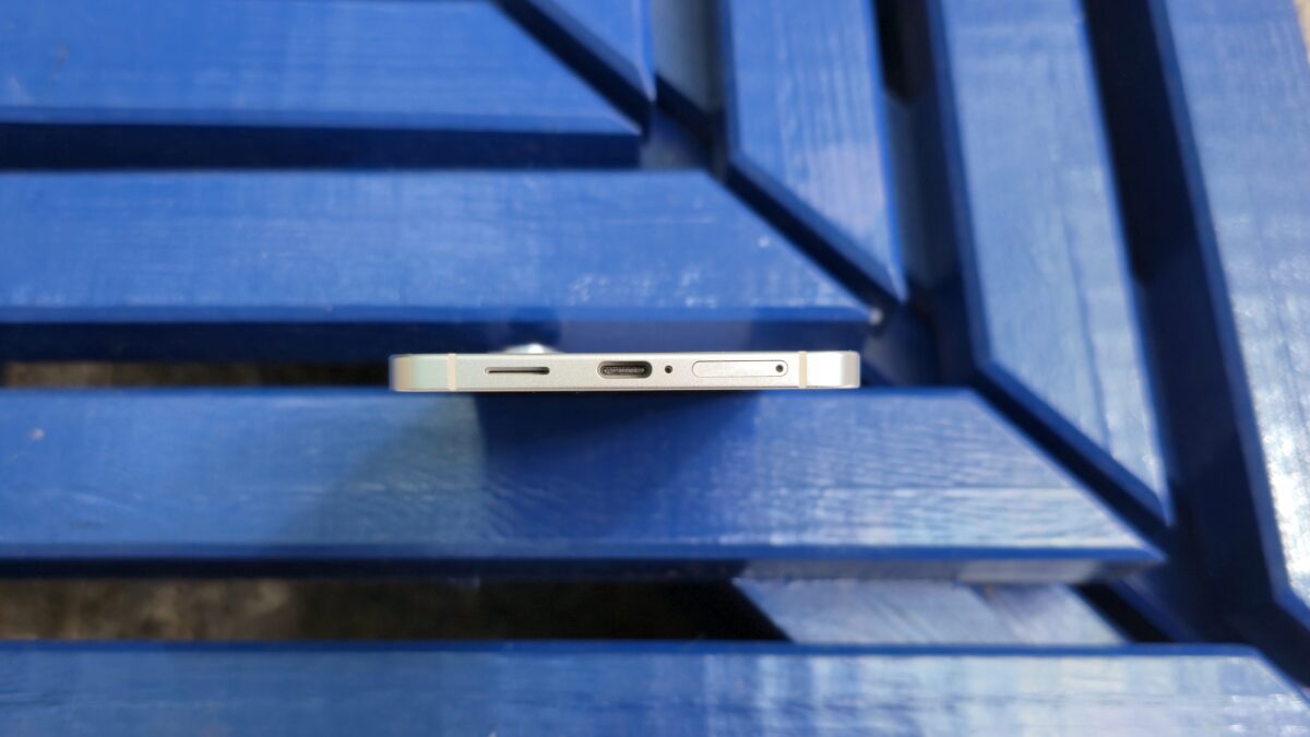 galaxy s25 edge hands-on 23