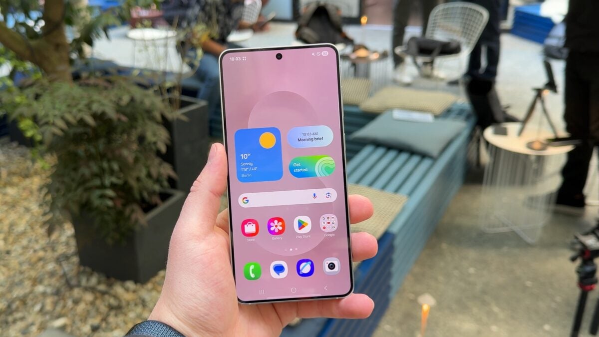 galaxy s25 edge home screen