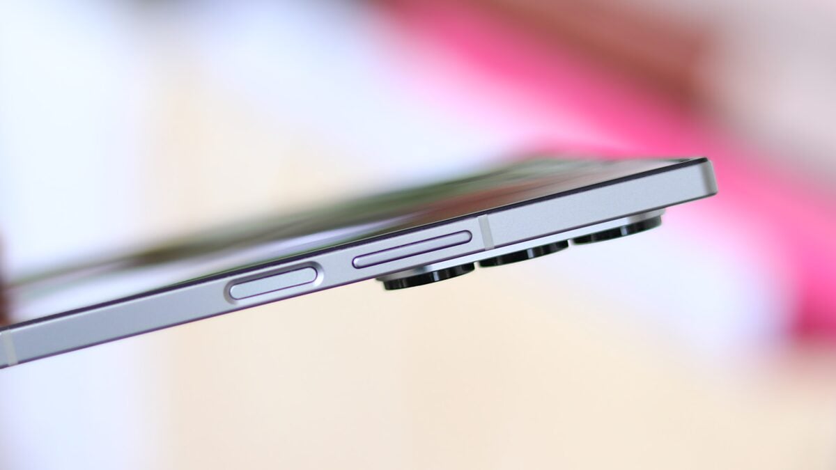 galaxy z fold 6 thickness