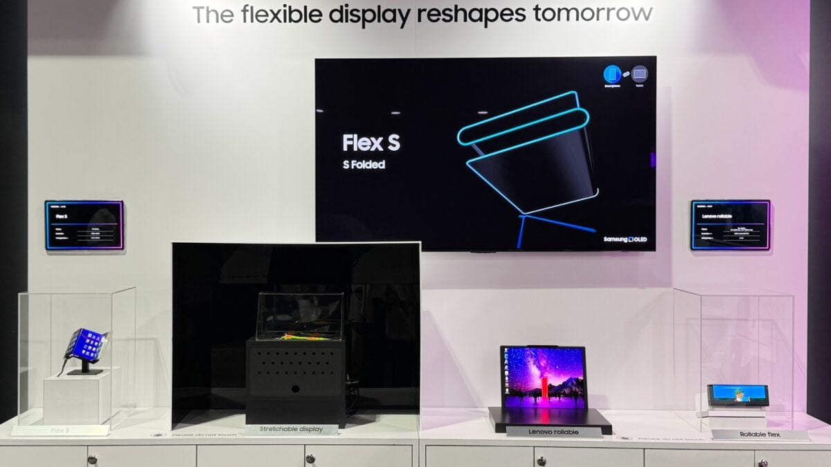 samsung display flex s rollable flex oled stretchable micro led display panels awe usa 2025 expo