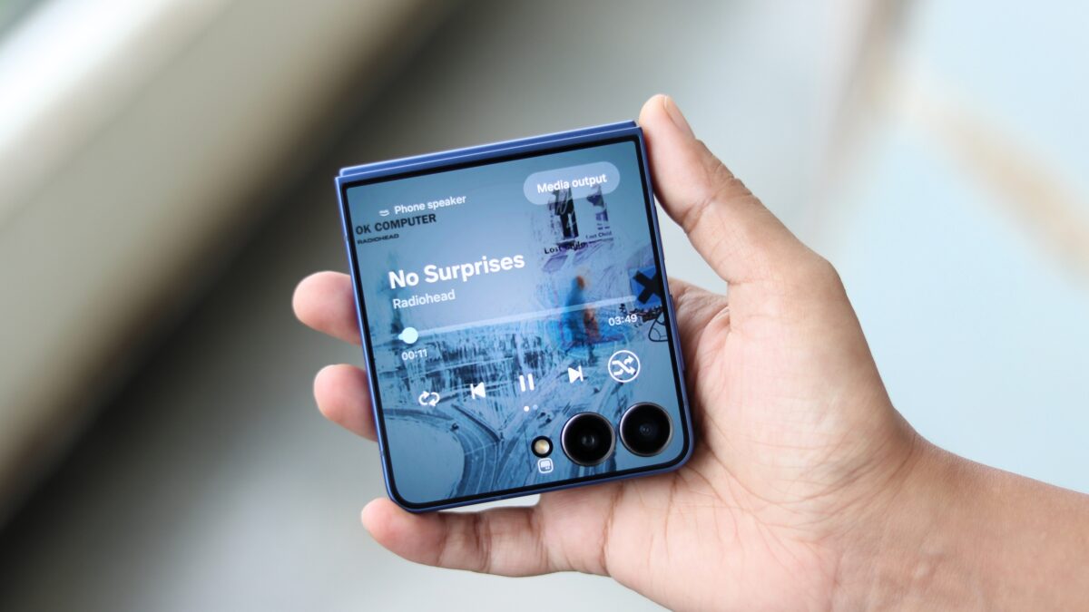 galaxy z flip 7 review 19