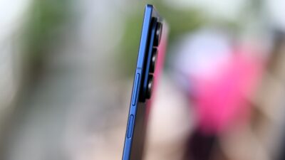 Why the Galaxy Z Fold 7’s super sleek design is hurting my thumb