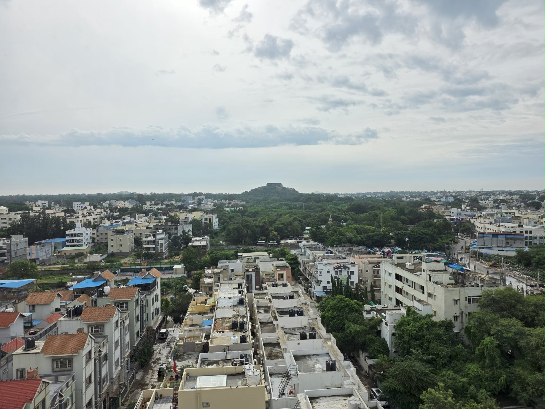 fold 7 ultrawide vs wide 8