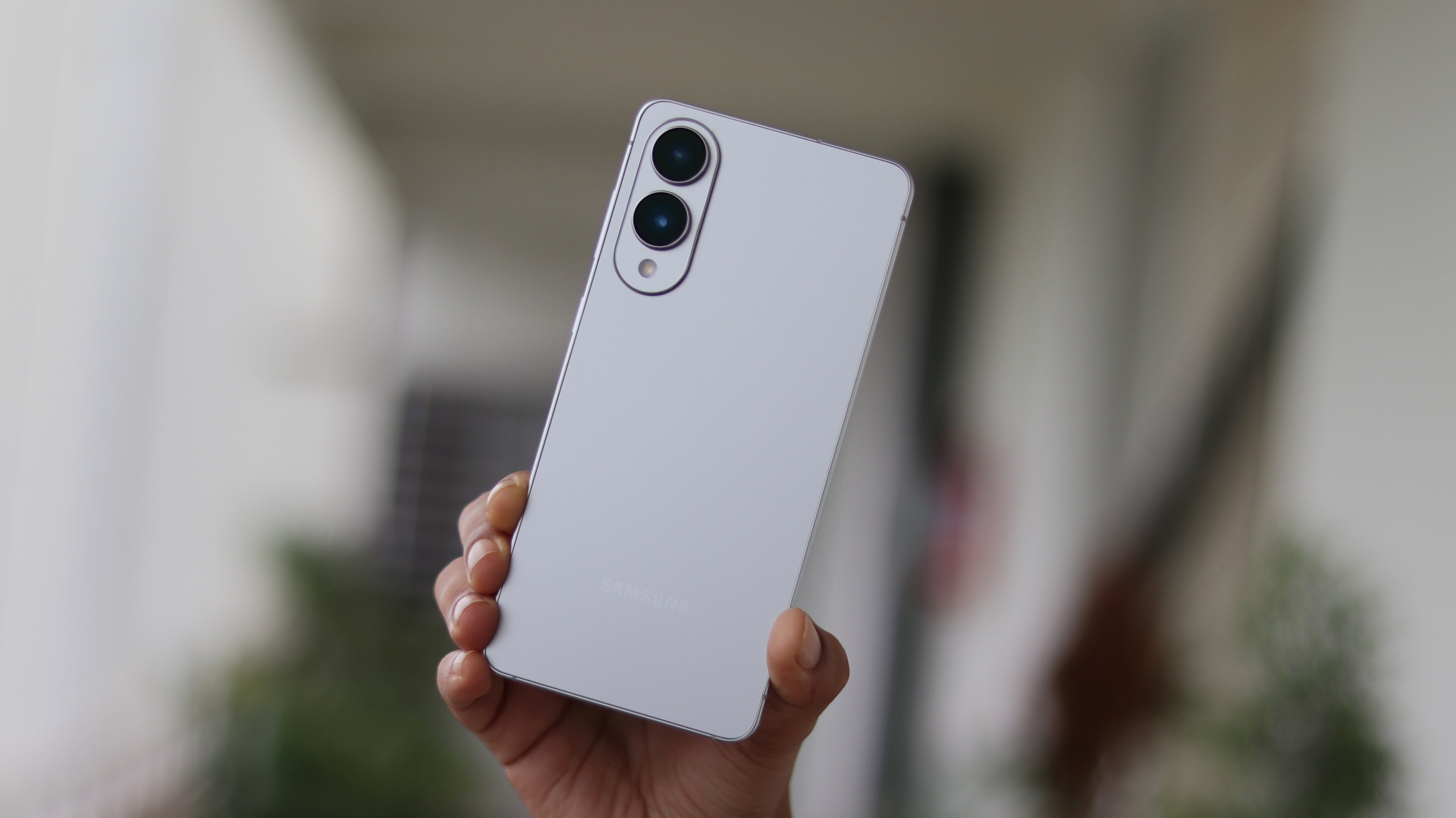 Galaxy S25 Edge, S25 FE get February 2026 security update