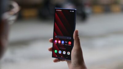 galaxy z fold 7 review – cover display