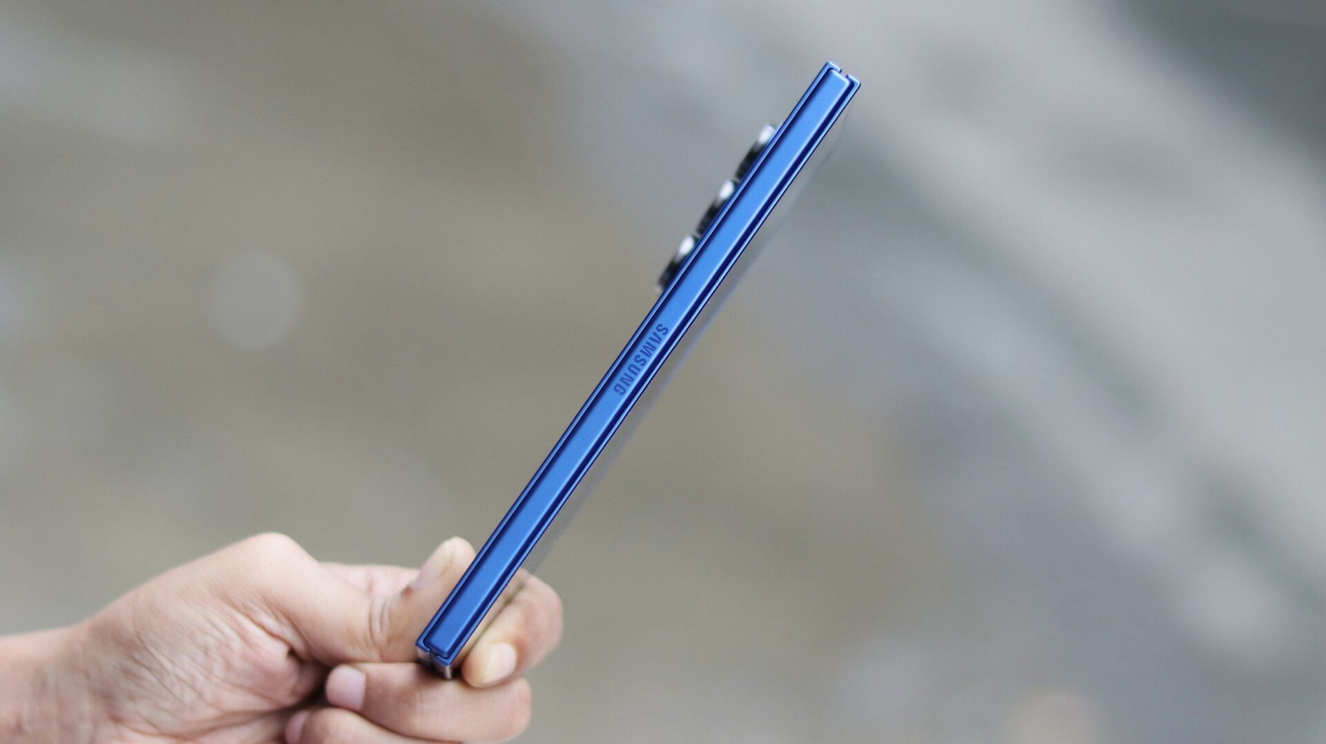 galaxy z fold 7 review – design-2