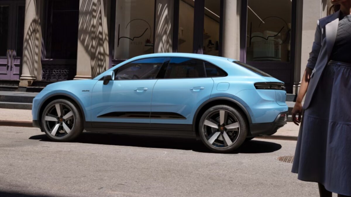 porsche macan electric 2025 frozen blue metallic