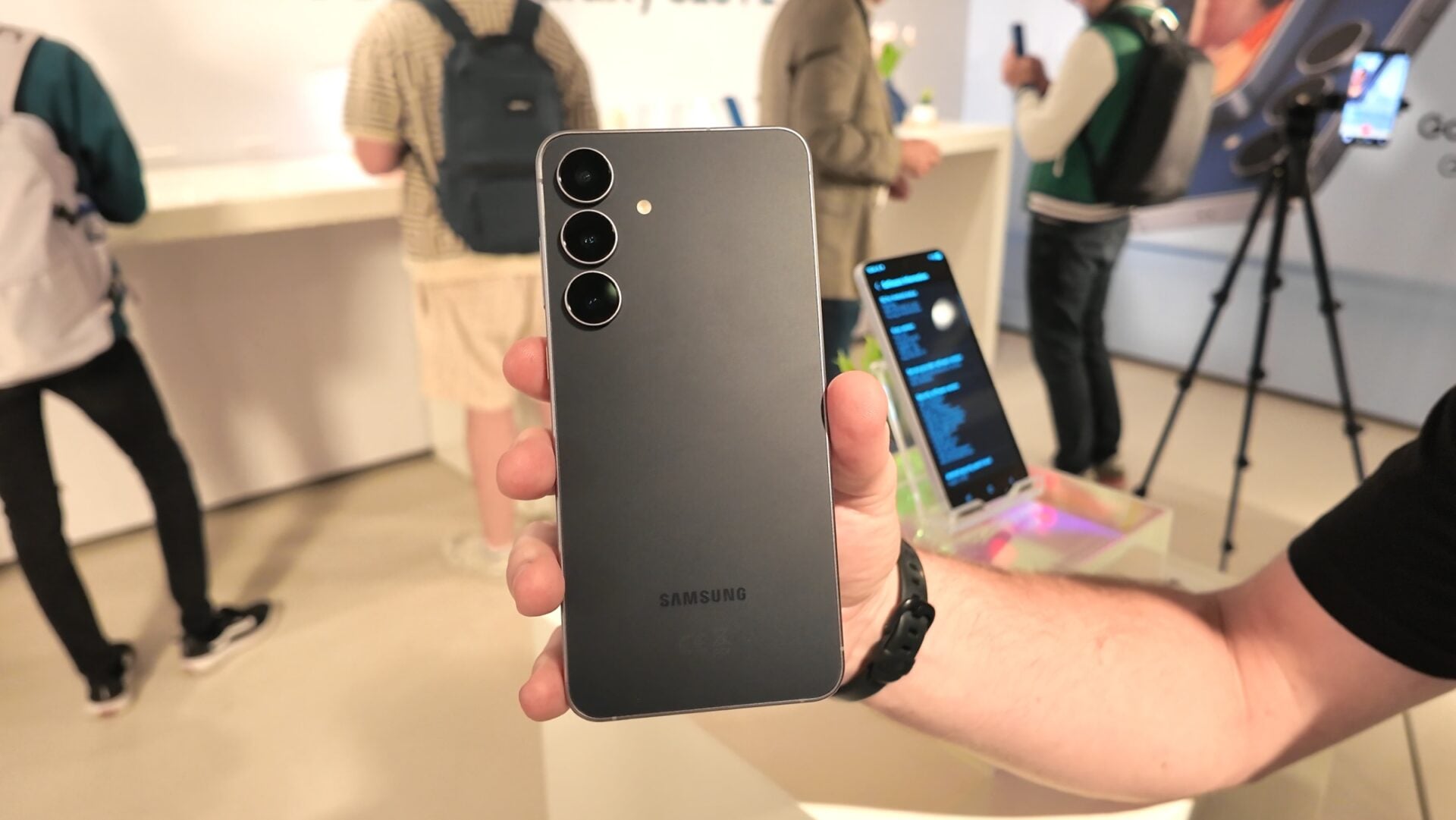 galaxy s25 fe black 2