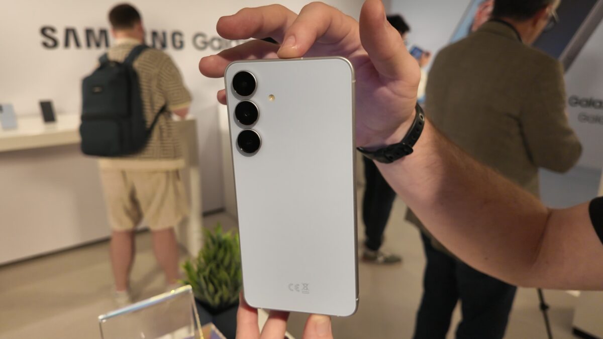 galaxy s25 fe design – 2