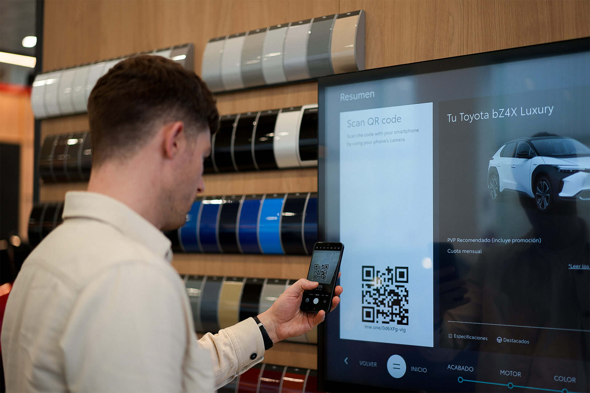 samsung expands its partnership with toyota to install samsung smart signange solutions at more toyota dealerships in key markets (06)