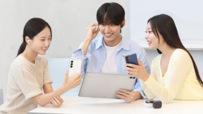 Samsung is launching  new phone, tablets, and earbuds in its home country