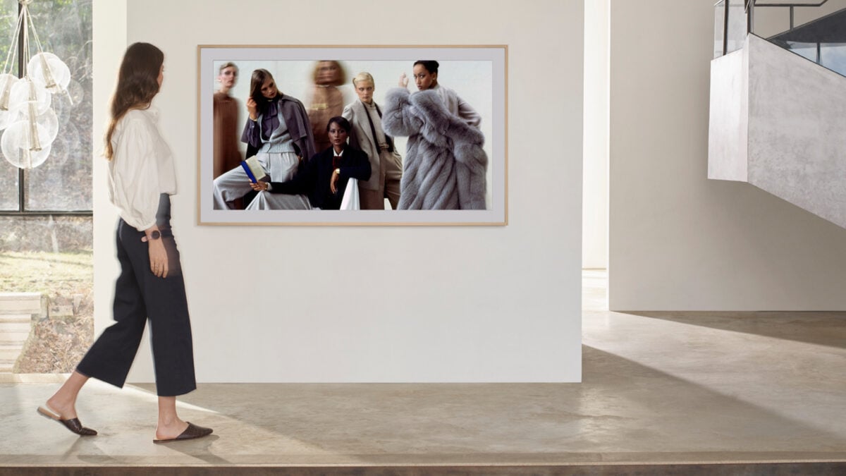 samsung tvs get 20 pieces of vogue's iconic art collection