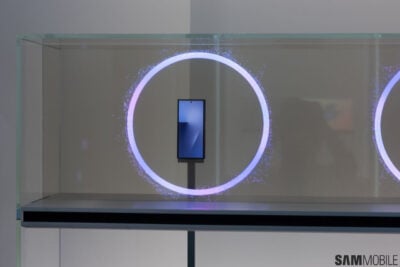 samsung galaxy z trifold teaser