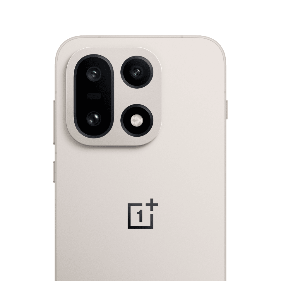 I knew the OnePlus 15 camera looked familiar, then I remembered this Samsung phone