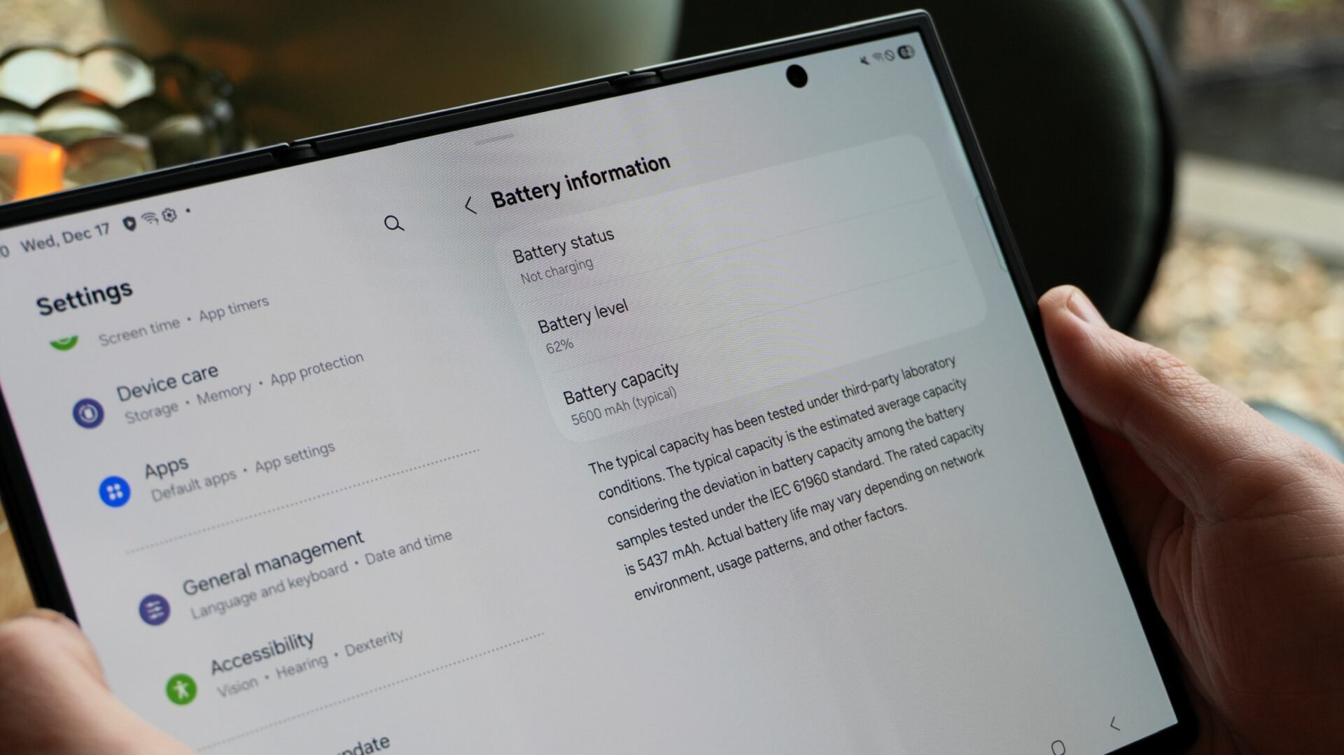 galaxy z trifold battery