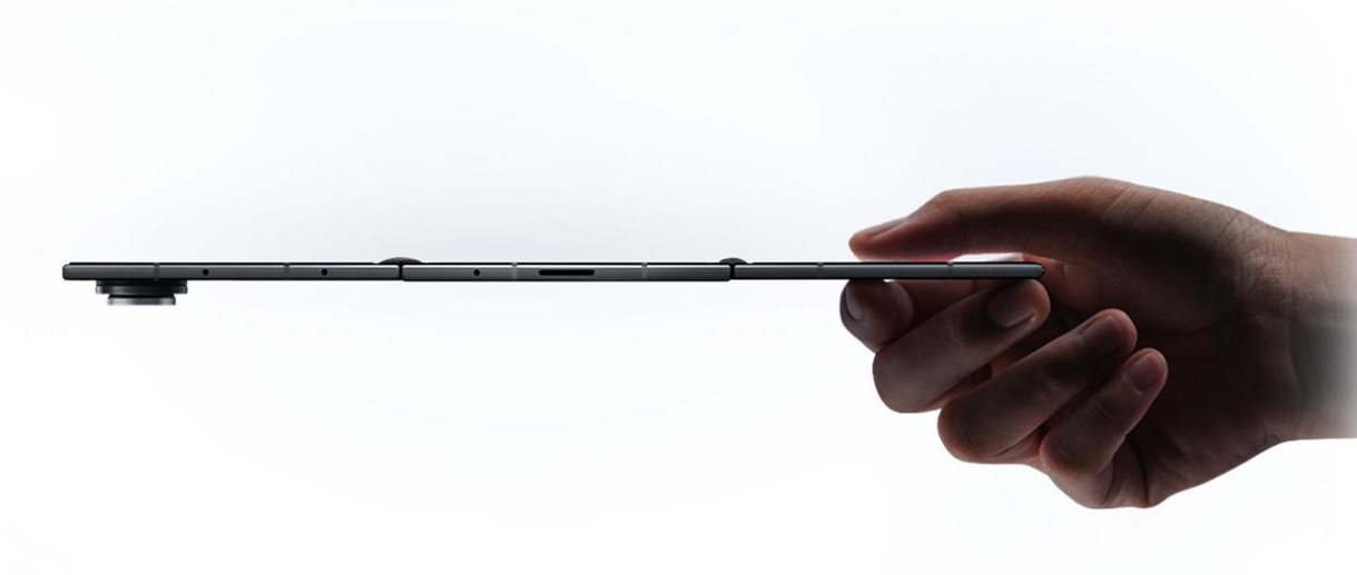 galaxy-z-trifold-thick-camera-housing