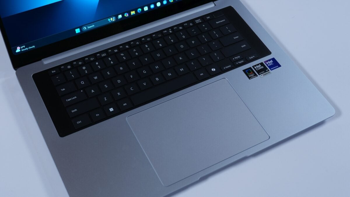 Samsung Galaxy Book 6 Keyboard And Trackpad