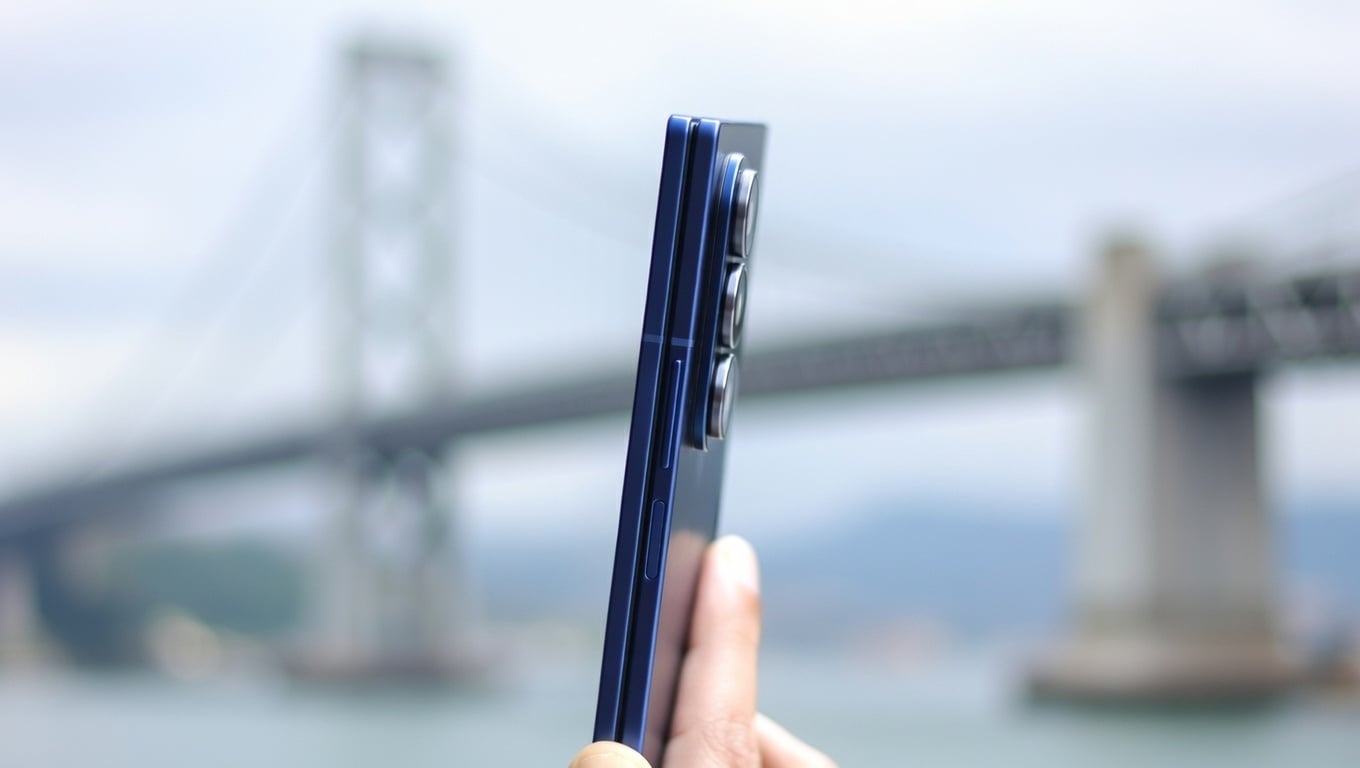 galaxy z fold 7 side design frame