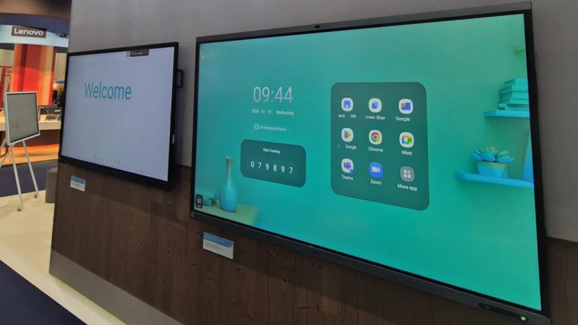 samsung wefx flip wmfx displays bett 2026 uk