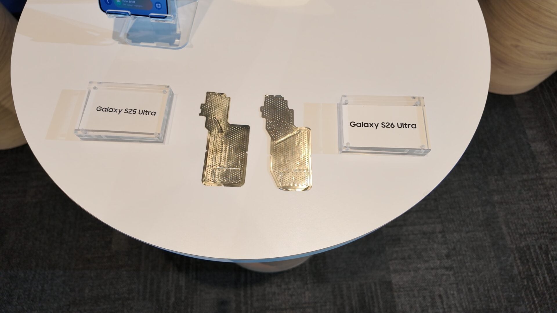 galaxy s25 ultra vs s26 ultra vapor chamber