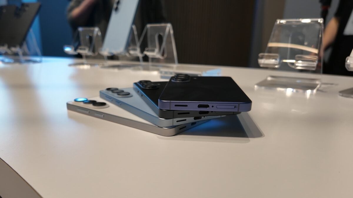 galaxy s26 plus bottom colors