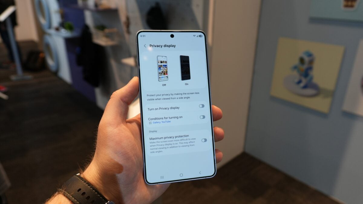 galaxy s26 ultra privacy display 1