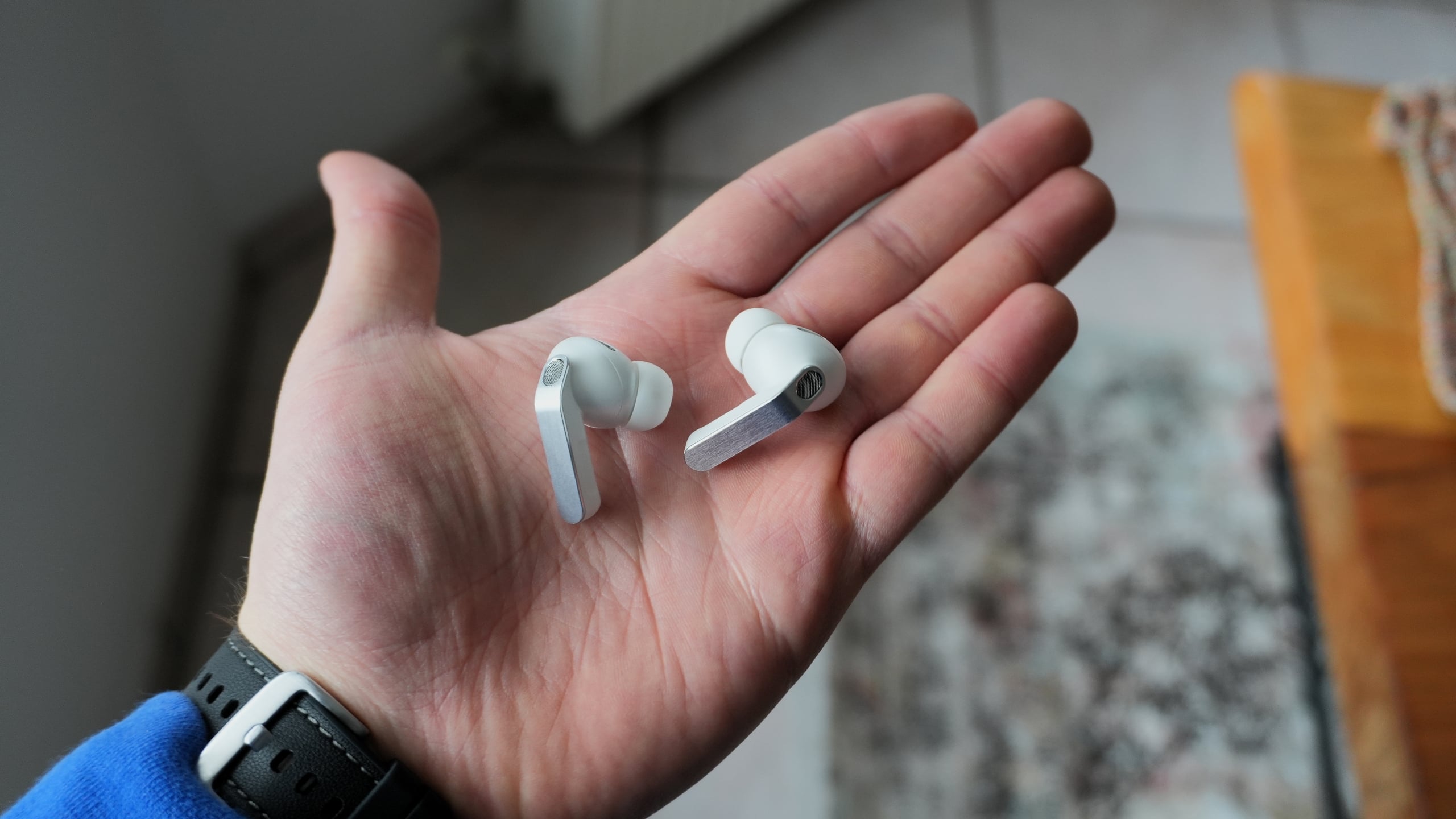Exclusive: New Galaxy Buds On/Able images reveal Samsung’s clip-on earbud design
