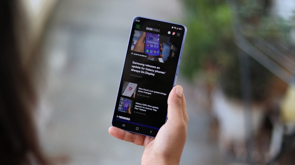 samsung galaxy s26+ screen sammobile