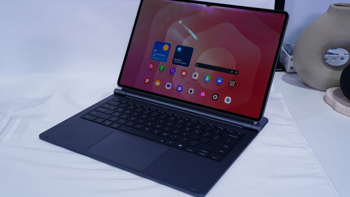 Galaxy Tab S11 Ultra Pro keyboard case 4