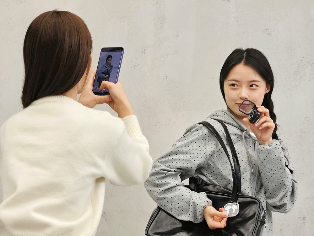 samsung galaxy buds 4 customisation with free stickers (06)