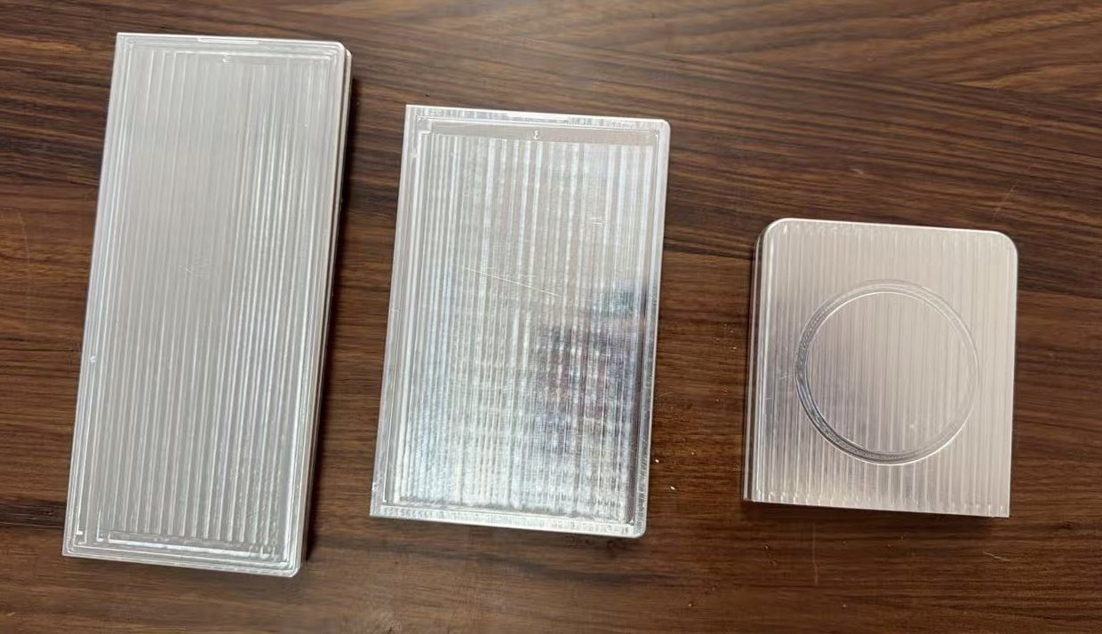 alleged samsung galaxy z fold 8 wide, galaxy z fold 8, galaxy z flip 8 dummy units or design prototypes shown closed