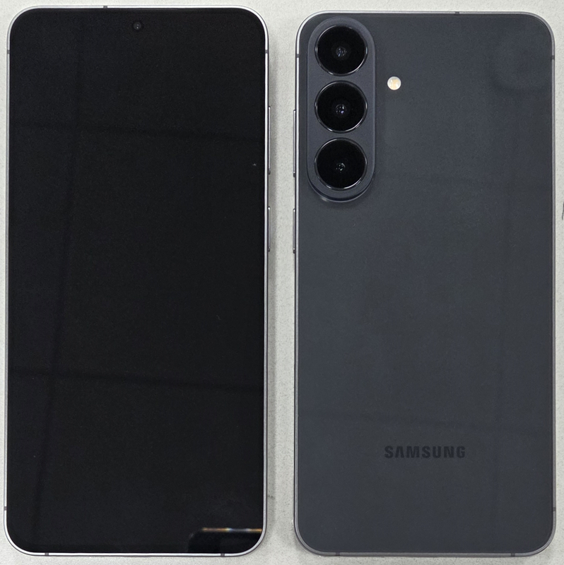 samsung galaxy s26 fe wireless power consortium wpc certification image showing front and back