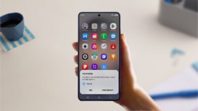 samsung one ui 9.0 phishing app risk alert
