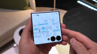 Calendar on Galaxy Z Flip 8 cover screen