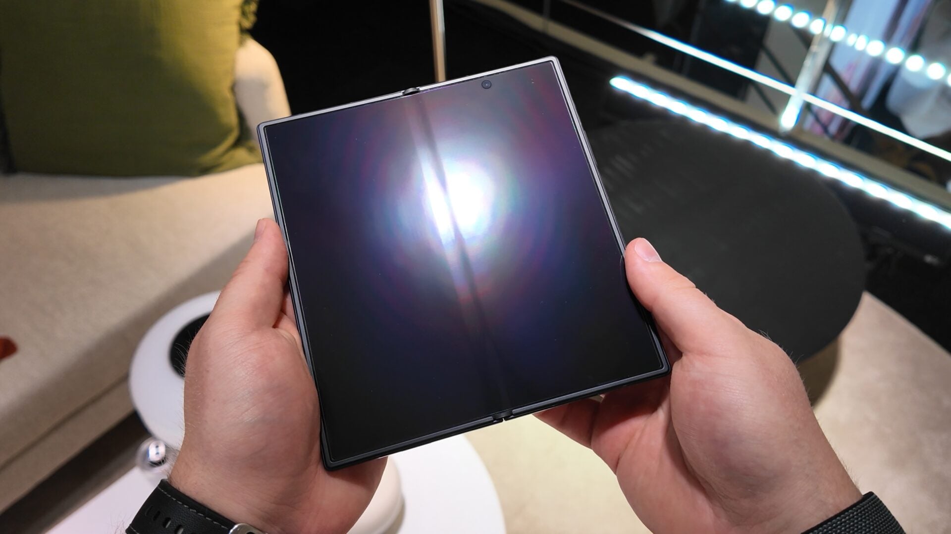 Samsung Galaxy Z Fold 8 Ultra crease