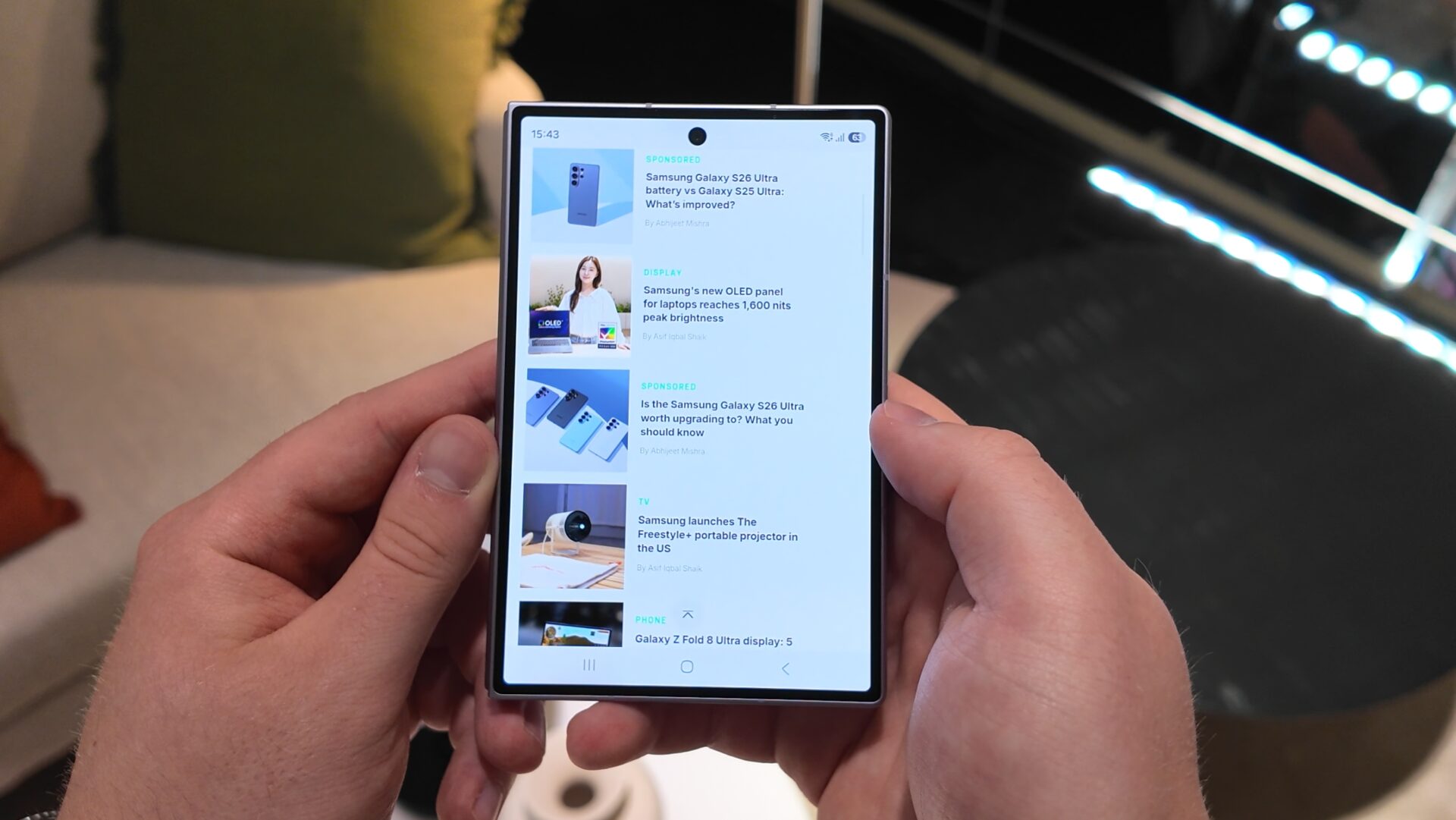 Samsung Galaxy Z Fold 8