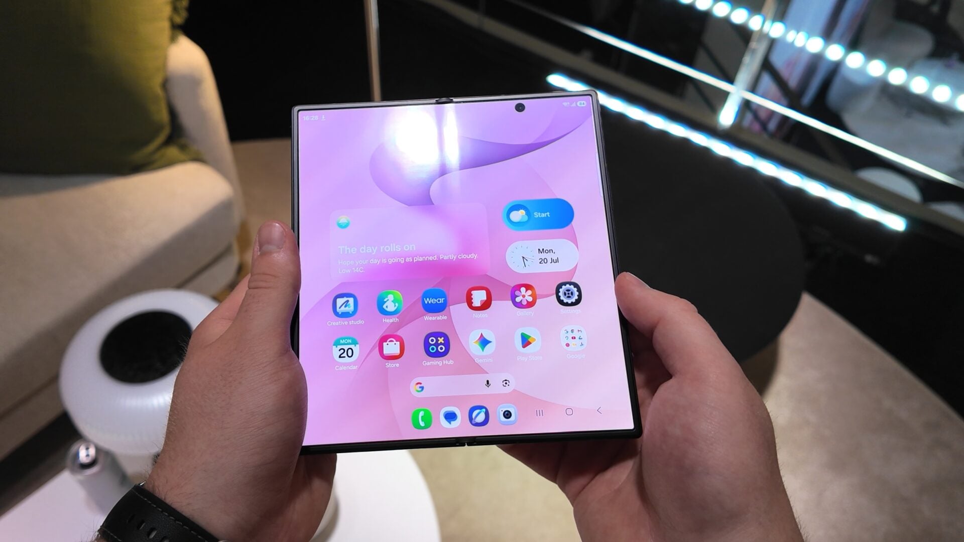 Samsung Galaxy Z Fold 8 Ultra