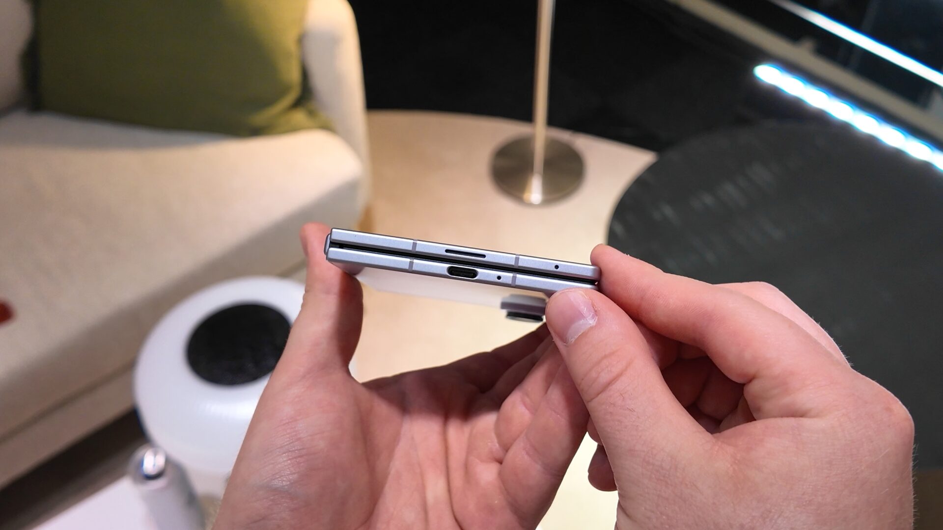 Samsung Galaxy Z Fold 8